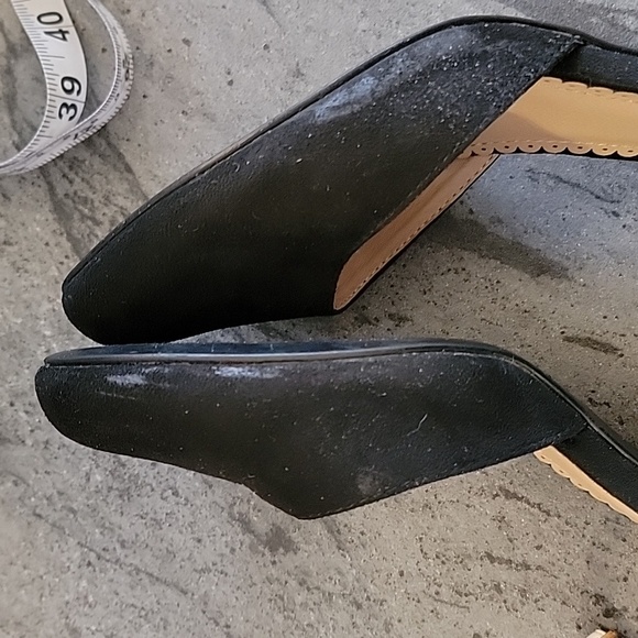 Journee Chandra Pumps block heel black Faux suede white trim size 8.5 - Picture 11 of 13